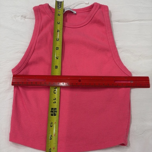 Zara Tees all medium (3). One tank one short sleeve one long sleeve - Picture 5 of 11